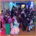 Im Kostüm zur Unterstufenparty